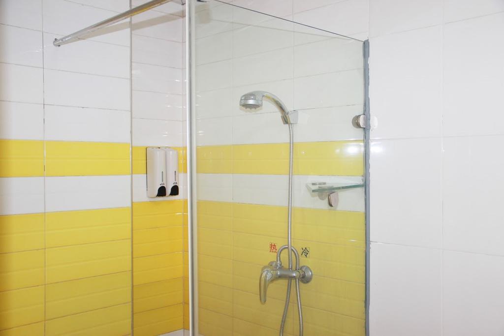 7Days Inn Qingdao Wusi Square Middle Xianggang Road 客房 照片