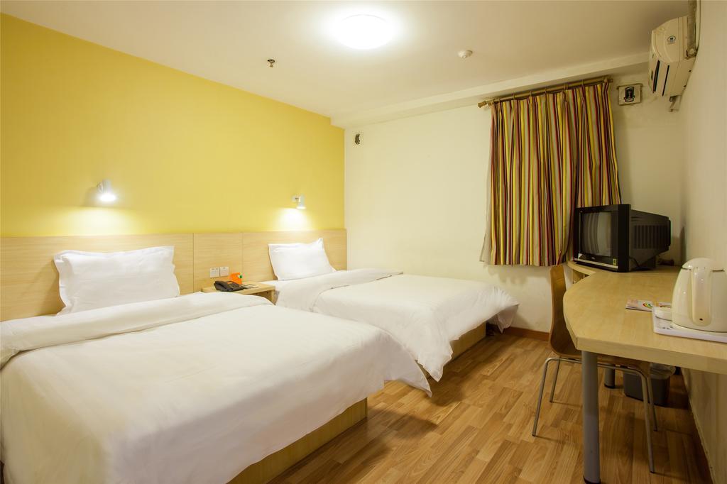 7Days Inn Qingdao Wusi Square Middle Xianggang Road 外观 照片